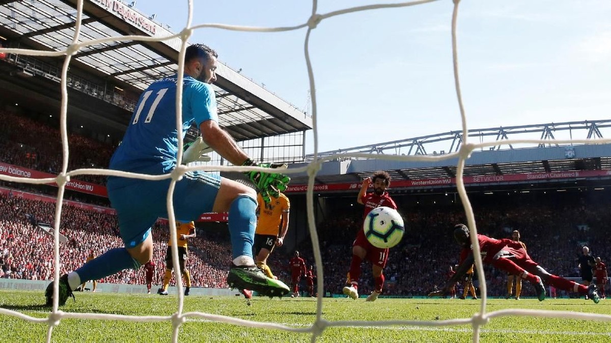 FOTO: Pesta Liverpool Meski Tak Sampai Juara Liga Inggris