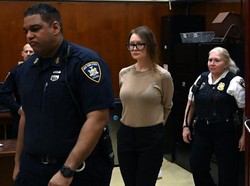 Nasib Anna Delvey, Sosialita Gadungan di Film Netflix Inventing Anna