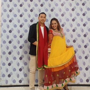 Dekat dengan Pria Lain, Elly Sugigi Ingin Saingi Irfan?