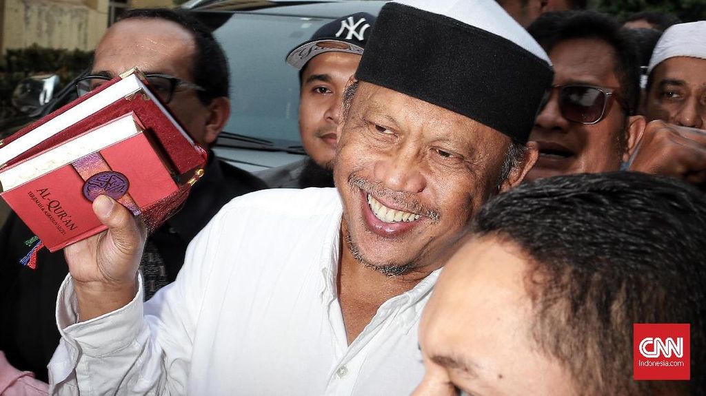 Eggi Sudjana-Damai Hari Lubis Ajukan Restorative Justice Kasus Jokowi