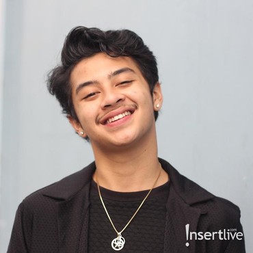 Vicky Nitinegoro Bebas, Bastian Steel: Gua Tahu Abang Gua