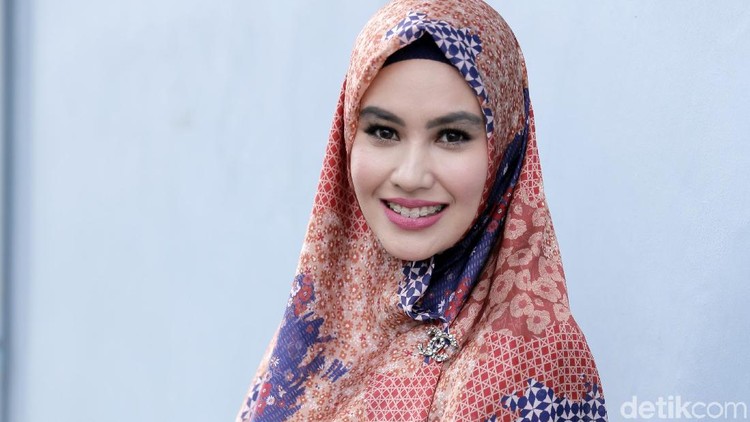Ibu hamil jangan sampai kekurangan zat beso hingga anemia ya. Memang, apa bahaya anemia bagi ibu hamil seperti yang dialami Kartika Putri?