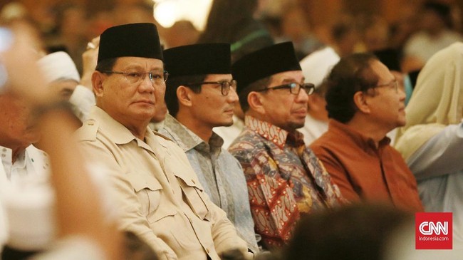 Prabowo berharap tak ada yang menakut-takuti dengan tuduhan makar apalagi mengancam dengan senjata yang dibelikan oleh rakyat.