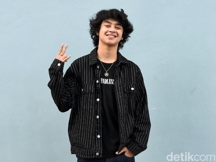 Pembelaan Ibunda Bastian Steel Usai Putranya Dihujat Netizen