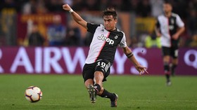 Juventus Pagari Dybala dari Manchester United