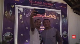 VIDEO: Remaja Sulap Halaman Masjid Jadi Kampung Ramadan
