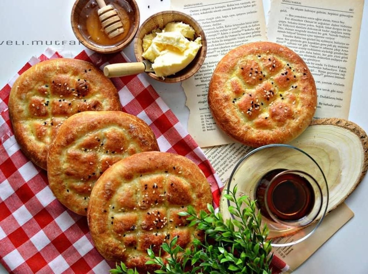 Bukan hanya di Indonesia yang memiliki menu khas saat Ramadan&period; Beberapa negara berikut ini juga punya makanan favorit di bulan puasa&period;