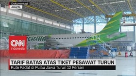 VIDEO: Tarif Batas Atas Tiket Pesawat Turun Hingga 16%