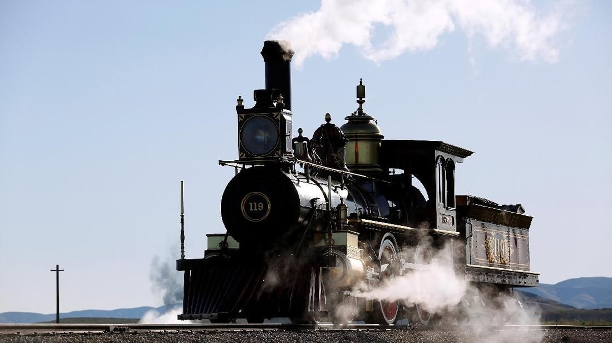 FOTO: Merayakan 'Keabadian' Transcontinental Railroad