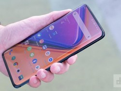 OnePlus 9 Pro Punya Wireless Charging Ngebut 45 Watt