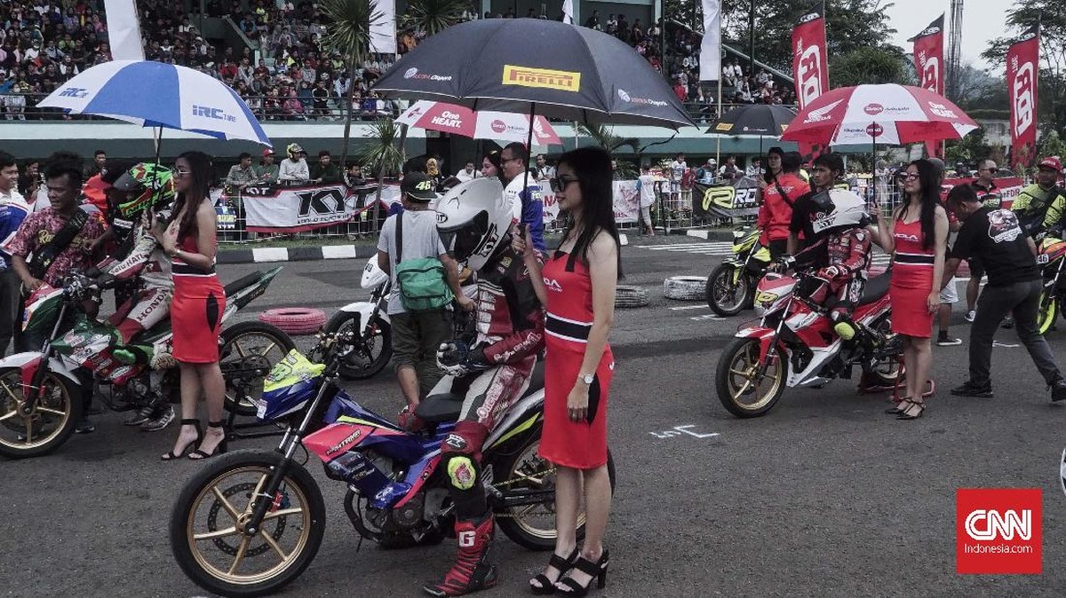 FOTO: Melihat dari Dekat Road Race Indonesia