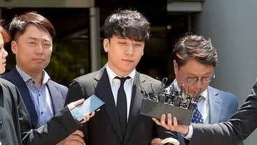 img-title Sidang Seungri Digelar, Saksi Prostitusi Akui Beri Layanan Seks di Rumah