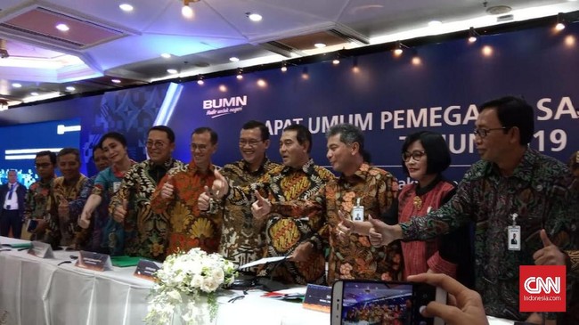 PT Bank Rakyat Indonesia (Persero) Tbk membagikan dividen sebesar Rp16,17 triliun kepada pemegang saham, atau 50 persen dari total laba bersih 2018.