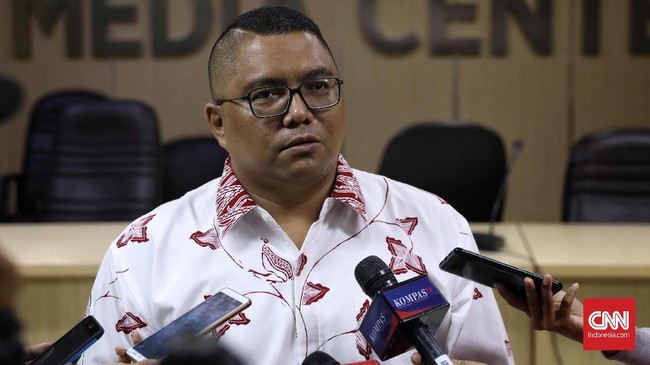 KPU kembali diingatkan hanya memiliki waktu tiga hari untuk membenahi Situng dan lembaga survei yang belum melaporkan metodologi serta sumber dananya.