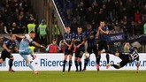 FOTO: Pesta Lazio di Stadion Olimpico Lazio berhasil merengkuh gelar Coppa Italia setelah mengalahkan Atalanta 2-0 berkat gol Sergej Milinkovic-Savic dan Joaquin Correa di Stadion Olimpico, Roma.