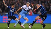 FOTO: Pesta Lazio di Stadion Olimpico Lazio berhasil merengkuh gelar Coppa Italia setelah mengalahkan Atalanta 2-0 berkat gol Sergej Milinkovic-Savic dan Joaquin Correa di Stadion Olimpico, Roma.
