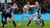 FOTO: Pesta Lazio di Stadion Olimpico Lazio berhasil merengkuh gelar Coppa Italia setelah mengalahkan Atalanta 2-0 berkat gol Sergej Milinkovic-Savic dan Joaquin Correa di Stadion Olimpico, Roma.