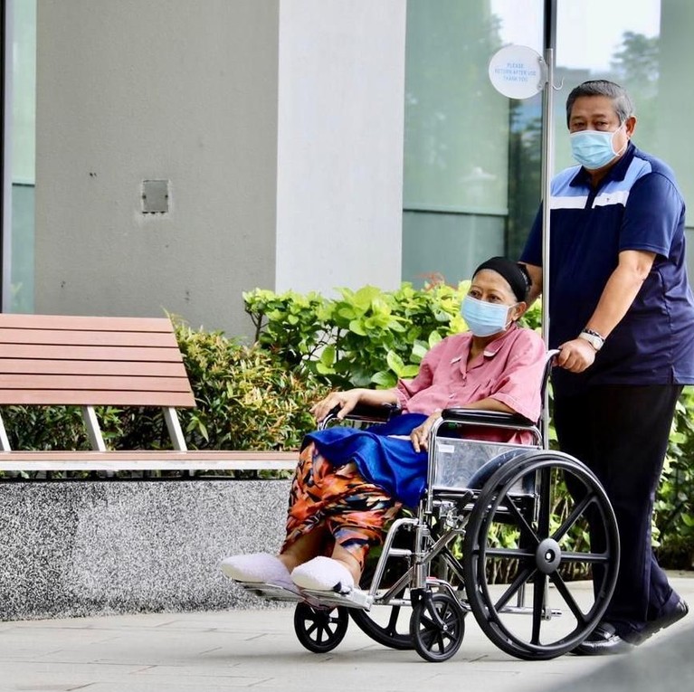 6 Momen Bahagia Ani  Yudhoyono  Keluar Ruang Rumah  Sakit  