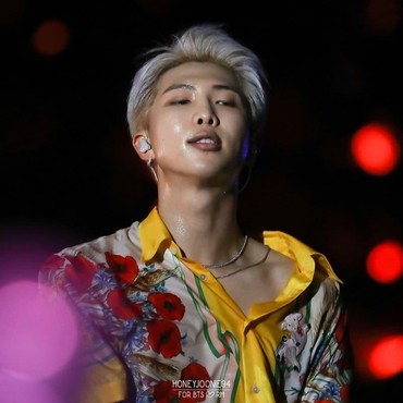 Duh... RM BTS Cedera Saat Persiapan untuk The Late Show