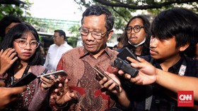 Kerabat Jadi Saksi Prabowo, Mahfud Berpesan untuk Adu Ilmu