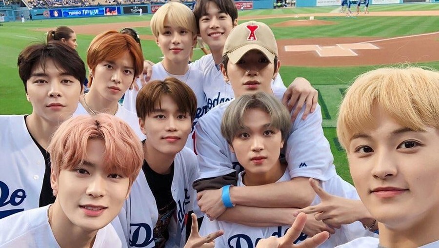 Haechan NCT Jadi Nama Bayi Pudu di Kebun Binatang Los Angeles Haechan NCT 127 bertemu dengan bayi Pudu yang dinamakan Haechan di Kebun Binatang Los Angeles.