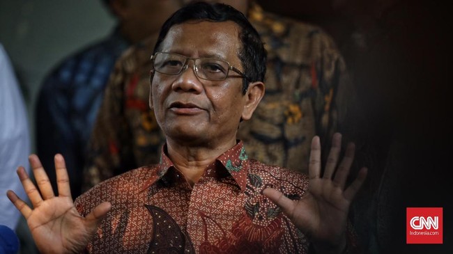Mahfud MD kembali menyatakan tidak ada pelanggaran HAM di era Jokowi dengan dasar tidak semua kejahatan bisa dikategorikan sebagai pelanggaran HAM.