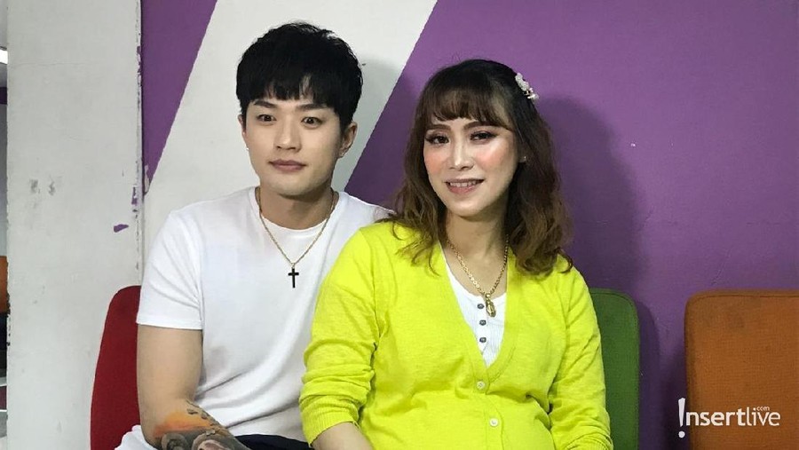 Lee Jeong Hoon dan Moa Bersiap sambut kelahiran anak keempat.