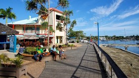 Menjadi Minoritas yang Dihormati di Fiji
