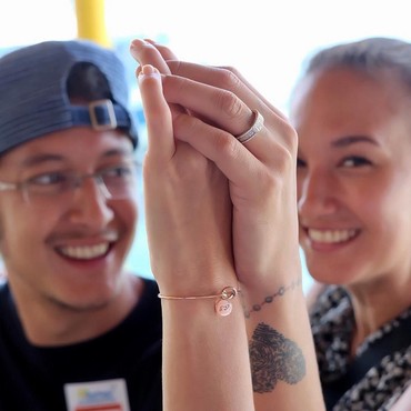 5 Pasangan Selebriti Beda Agama yang Jalani Puasa Bersama