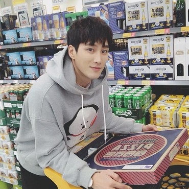 Ahn Bo Hyun Diincar Dampingi Kim Go Eun di DraKor Adaptasi Webtoon Terbaru