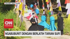 VIDEO: Ngabuburit Dengan Berlatih Tarian Sufi