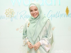 Pujian Luna Maya Buat Dewi Sandra yang Makin Bersinar karena Agama