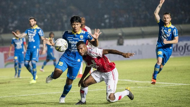 Persib Bandung bertekad memecahkan rekor tak pernah menang saat melawat ke markas Semen Padang pada lanjutan Liga 1 2019 di Stadion H Agus Salim, Rabu (29/5).