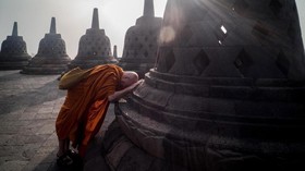 Sejarah Singkat Perayaan Hari Waisak di Indonesia