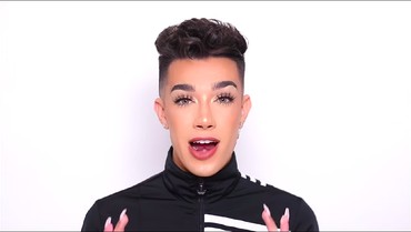 img-title Unggah Foto Bugil & Pura-pura Hamil, YouTuber James Charles Dihujat