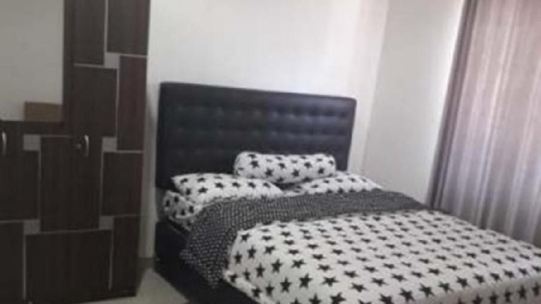 Zohri, pelari tercepat di Indonesia mendapatkan hadiah rumah baru dari Kementrian PUPR. Namun, rumah lama milik pelari berusia 20 tahun ini juga direnovasi.