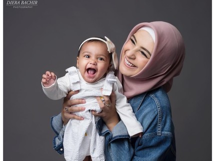 8 Potret Manis Shireen Sungkar dan Si Bungsu Sya
