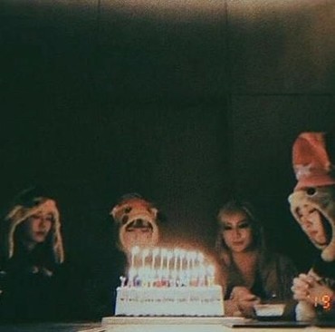 Member 2NE1 Reuni Untuk Rayakan 10 Tahun Debut Mereka