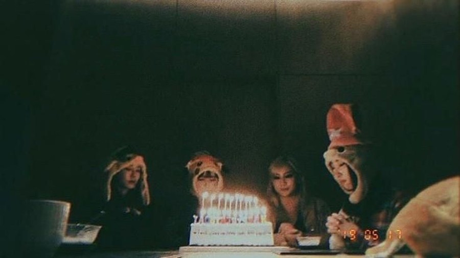 Member 2NE1 Reuni Untuk Rayakan 10 Tahun Debut Mereka Eks member 2NE1 melakukan reuni untuk rayakan 10 Tahun debut mereka.