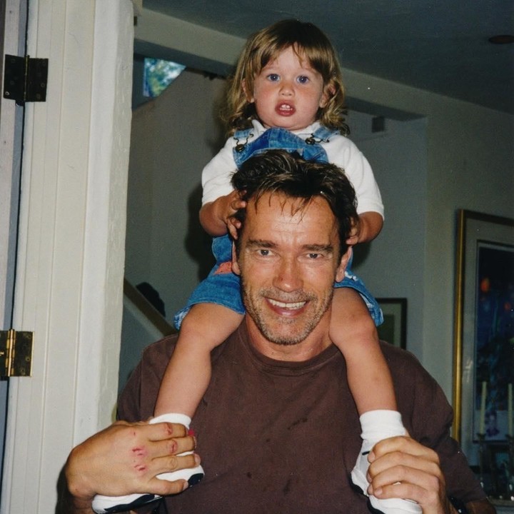 <p>Kali ini ucapan untuk Christopher yang berulang tahun pada 27 September. Arnold menulis, "<em>Happy birthday @patrickschwarzenegger. I love you and I’m so proud of you. I love watching you grow into a great leading man, a fantastic business mind, and an even better human being.</em>" (Foto: Instagram @schwarzenegger)</p>