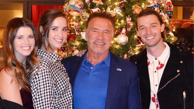 9 Momen Kehangatan Arnold Schwarzenegger Bersama Kelima Anaknya