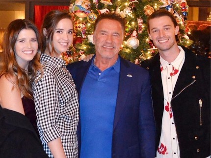9 Momen Kehangatan Arnold Schwarzenegger Bersama Kelima Anaknya