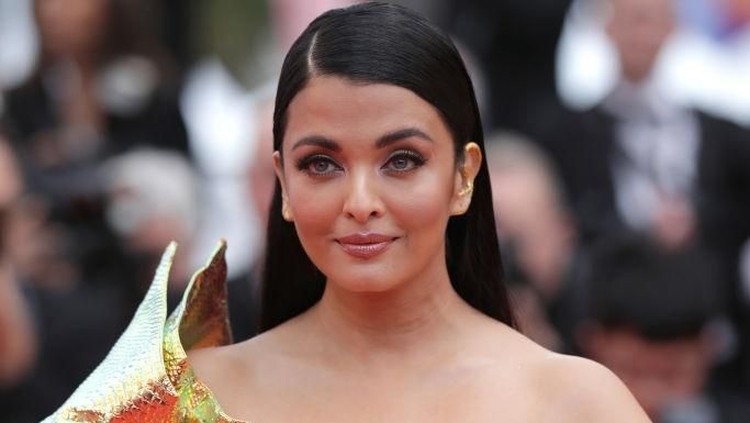 Aishwarya Rai di Cannes 2019 CANNES, FRANCE - MAY 19: Aishwarya Rai attends the screening of