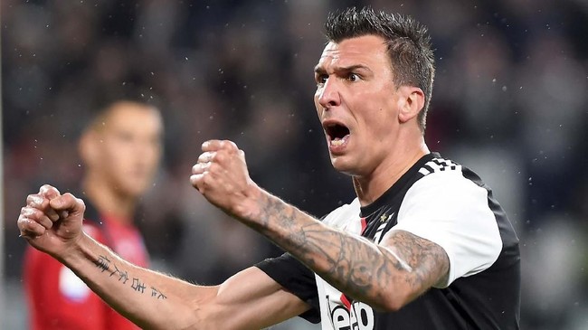 Manchester United dikabarkan telah menyelesaikan kesepakatan personal dengan striker Juventus, Mario Mandzukic.