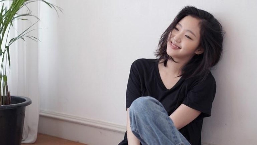 Kabar terbaru Kim Go Eun yang tengah sibuk syuting drama terbaru dengan Lee Min Ho.