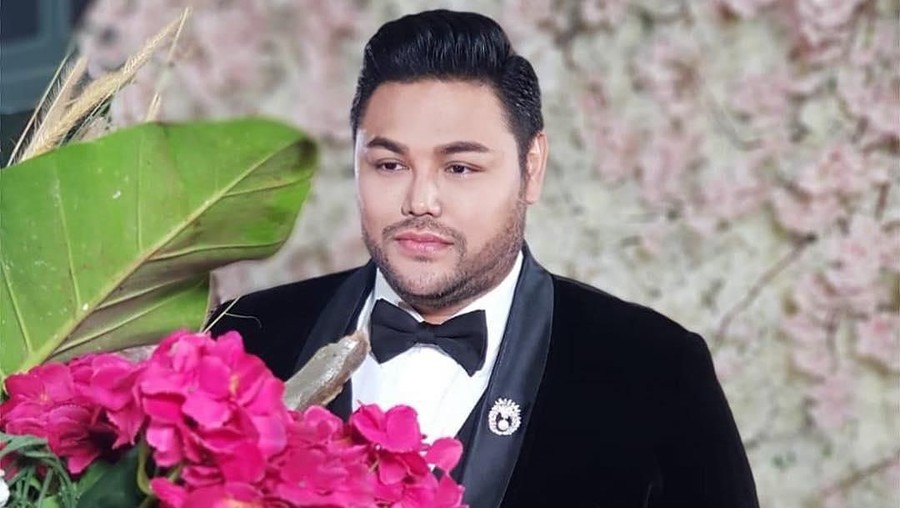 Lirik Lagu Mau Kawin - Ivan Gunawan Lirik lagu Mau Kawin yang dipopulerkan oleh Ivan Gunawan.