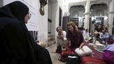 FOTO: Turis Memaknai Ramadan di Dubai Setiap bulan Ramadan, pemerintah Dubai mengadakan pertemuan antara wisatawan mancanegara dan umat muslim seusai buka puasa.