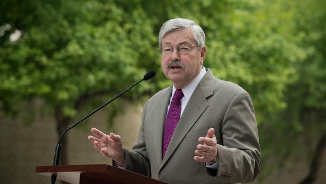 Duta Besar Amerika Serikat untuk China, Terry Branstad, melakukan lawatan langka ke Tibet selama sepekan terhitung mulai Minggu (19/5).
