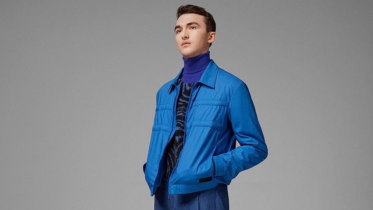 Bran Stark akhirnya duduk di singgasana penguasa The Seven Kingdoms dalam serial terakhir Game Of Thrones&period; Ini potret Issac Hempstead Wright yang memerankannya&period;