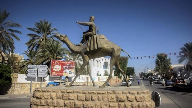 Rakyat Tunisia turun ke jalan menentang lockdown yang dilakukan pemerintah demi meredam virus corona karena telah mengganggu kehidupan mereka.